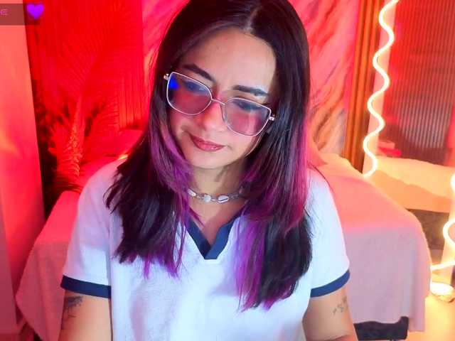 Kristen-tay live cam on BongaCams