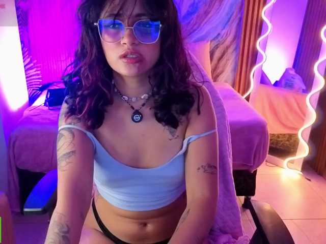 Kristen-tay