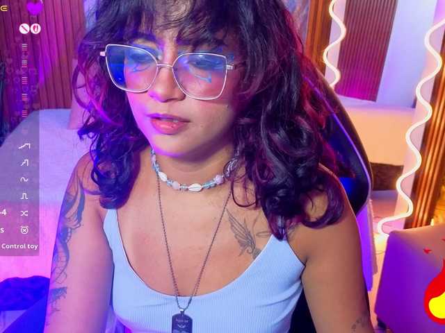 Kristen-tay live cam on BongaCams