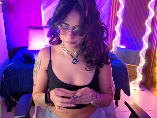 Kristen-tay live cam on BongaCams