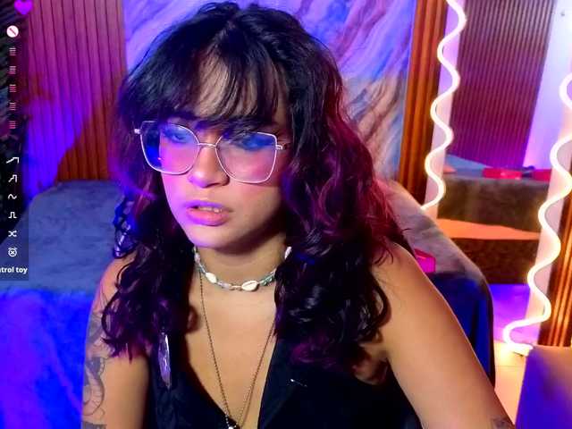 Kristen-tay live cam on BongaCams