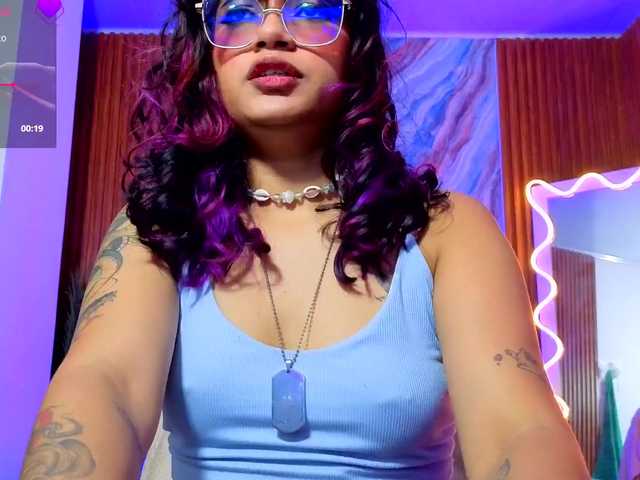 Kristen-tay live cam on BongaCams