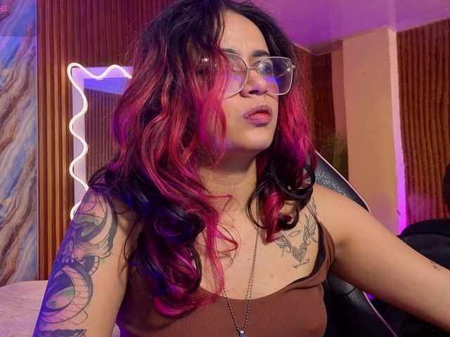 Kristen-tay live cam on BongaCams