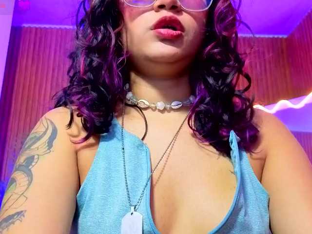 Kristen-tay live cam on BongaCams
