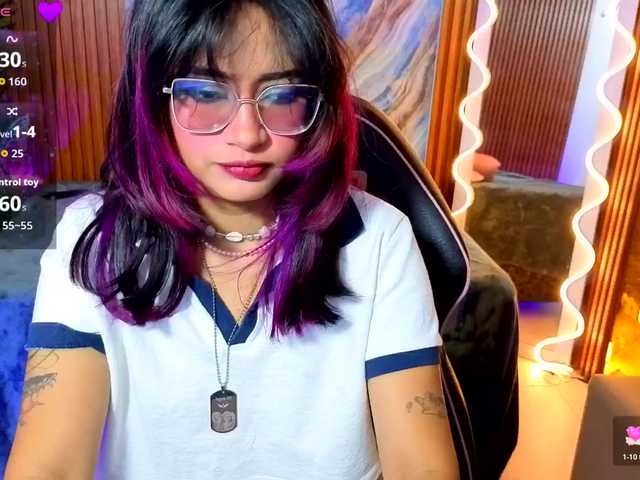 Kristen-tay live cam on BongaCams