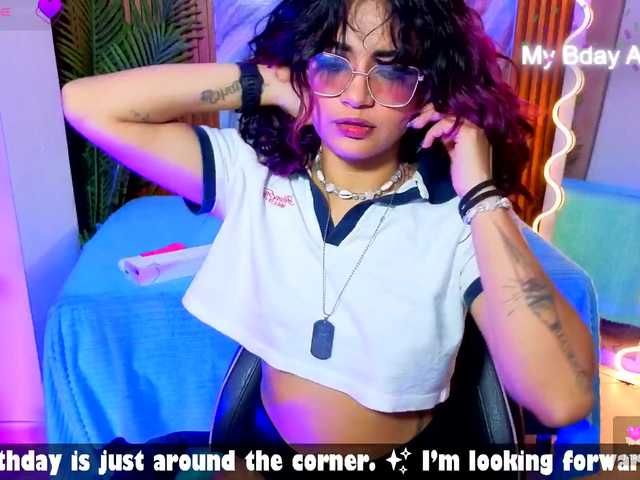 Kristen-tay live cam on BongaCams