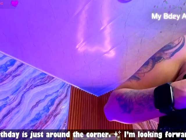 Kristen-tay live cam on BongaCams