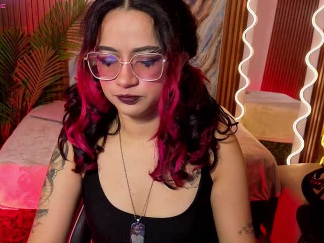 Kristen-tay live cam on BongaCams