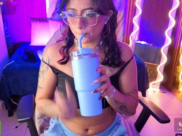 Kristen-tay live cam on BongaCams