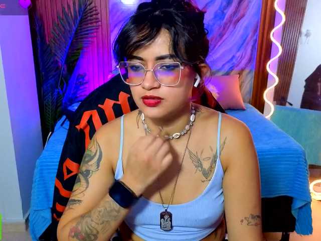 Kristen-tay live cam on BongaCams