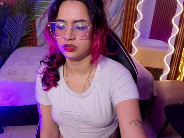 Kristen-tay live cam on BongaCams