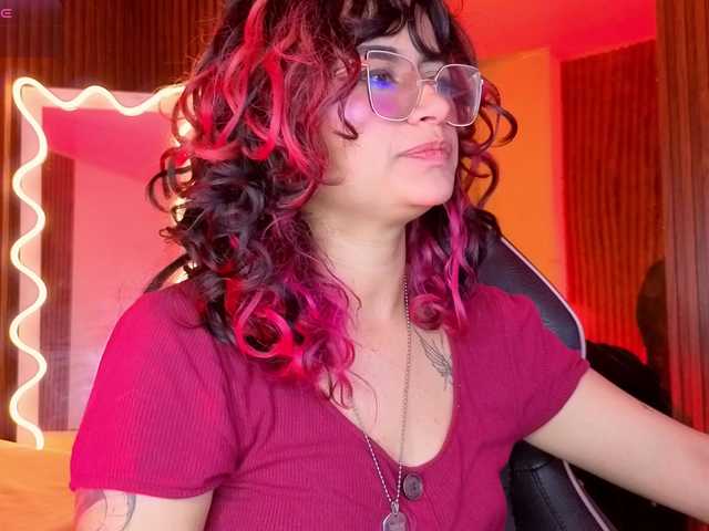 Kristen-tay live cam on BongaCams
