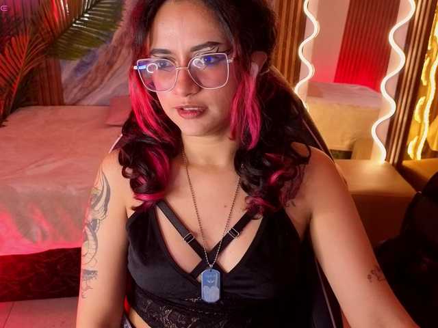 Kristen-tay live cam on BongaCams
