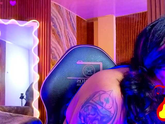 Kristen-tay live cam on BongaCams