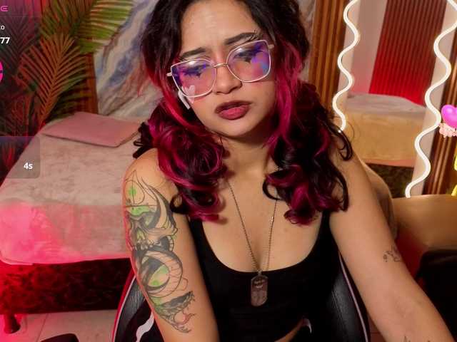 Kristen-tay live cam on BongaCams