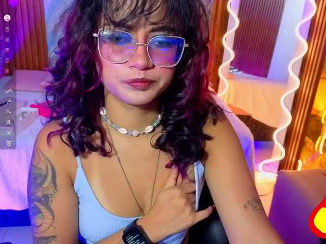 Kristen-tay live cam on BongaCams