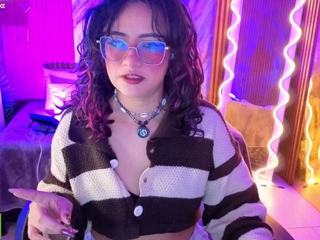Kristen-tay live cam on BongaCams