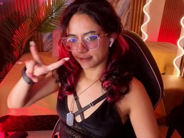 Kristen-tay live cam on BongaCams
