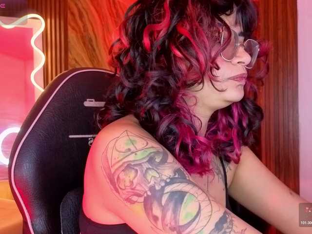 Kristen-tay live cam on BongaCams