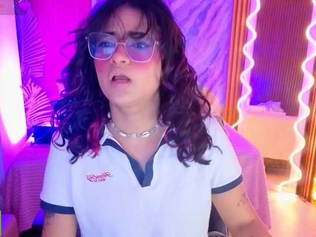 Kristen-tay live cam on BongaCams