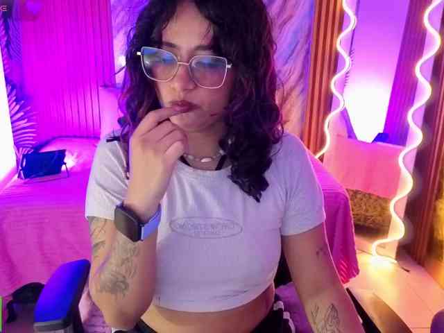 Kristen-tay