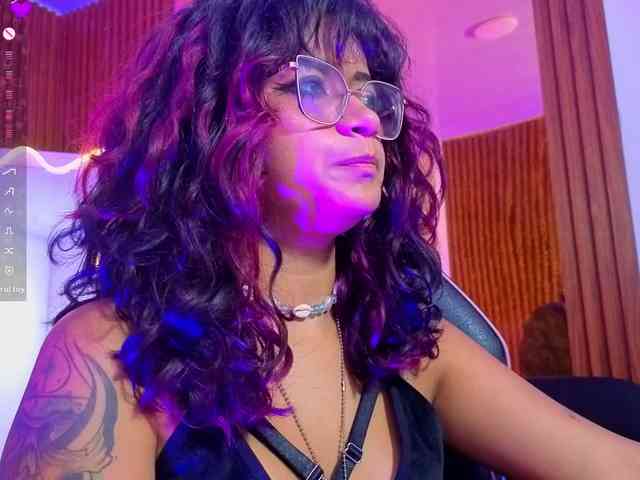 Kristen-tay webcam