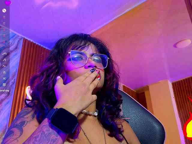 Kristen-tay webcam