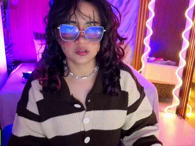 Kristen-tay