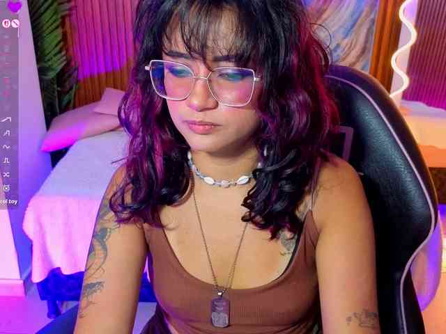 Kristen-tay webcam