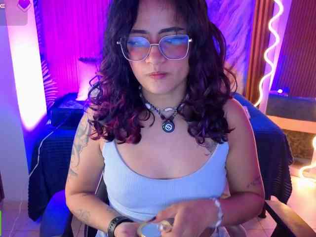 Kristen-tay webcam