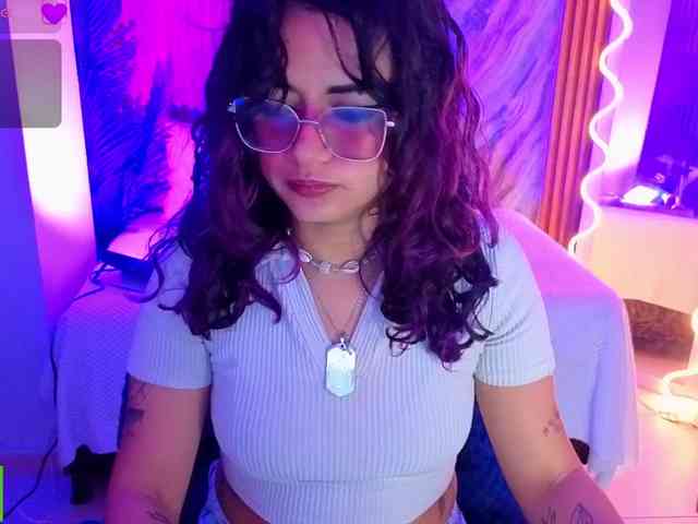 Kristen-tay webcam