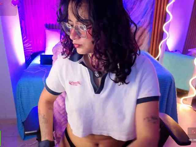 Kristen-tay