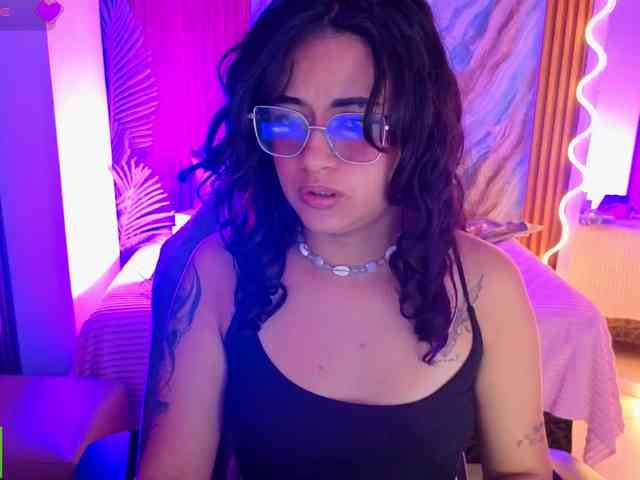 Kristen-tay webcam