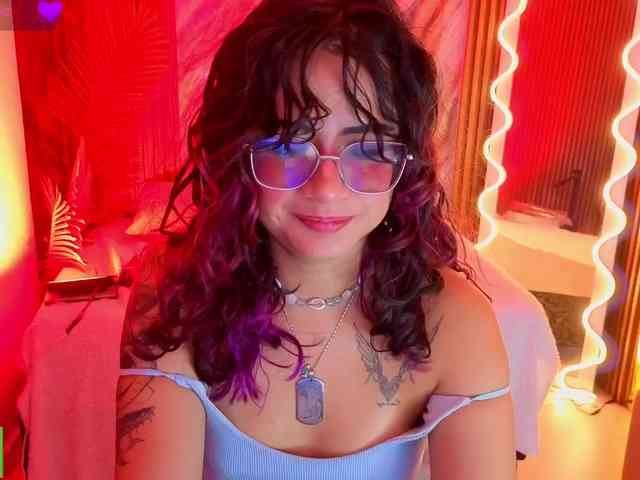 Kristen-tay webcam
