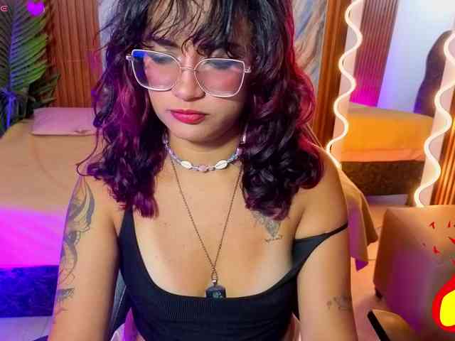Kristen-tay webcam