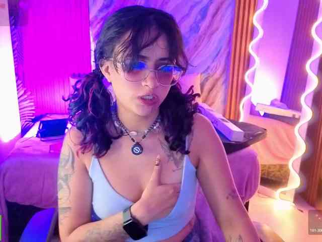 Kristen-tay