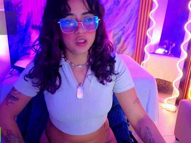 Kristen-tay webcam