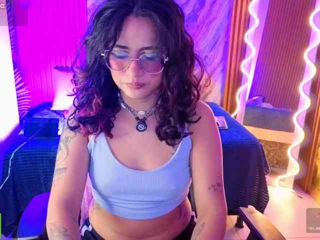 Kristen-tay webcam