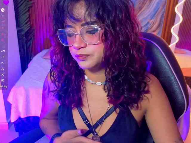 Kristen-tay webcam