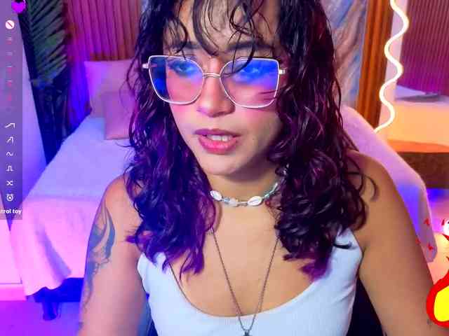 Kristen-tay webcam
