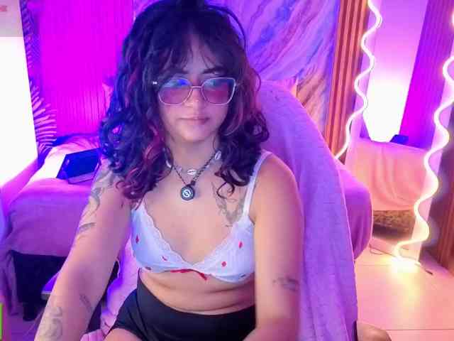 Kristen-tay