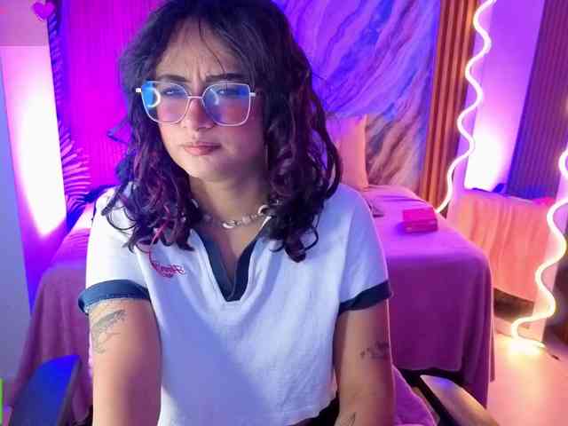 Kristen-tay