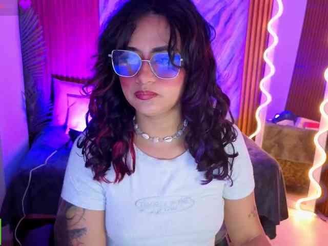 Kristen-tay