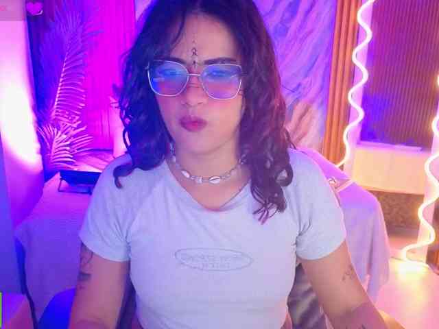 Kristen-tay