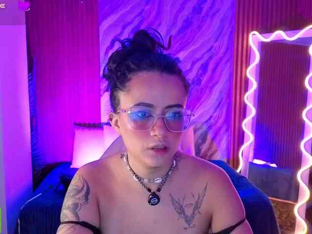 Kristen-tay