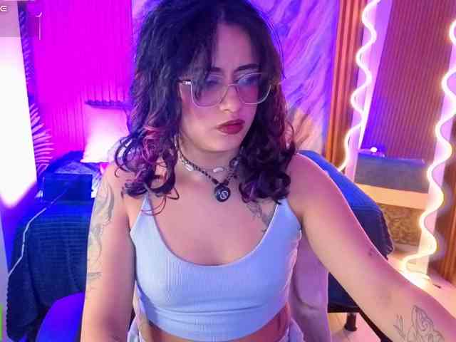 Kristen-tay Kristen-tay