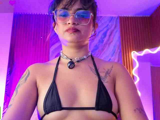 Kristen-tay