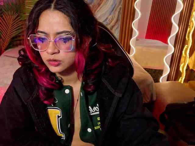 Kristen-tay webcam