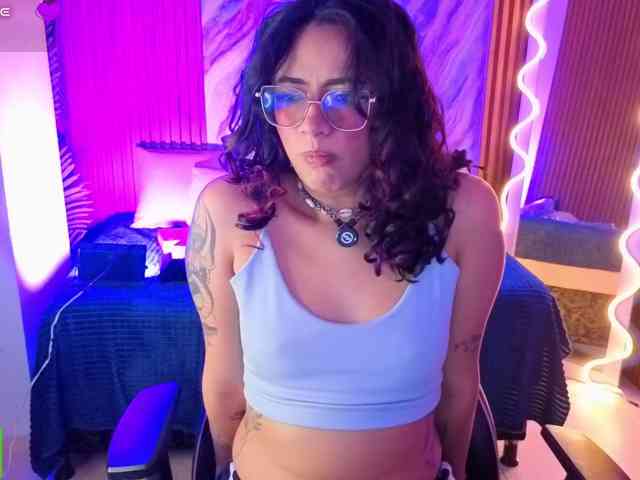 Kristen-tay