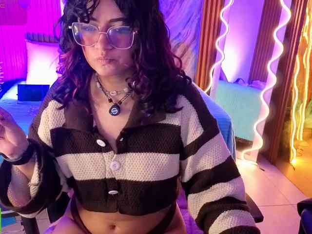 Kristen-tay